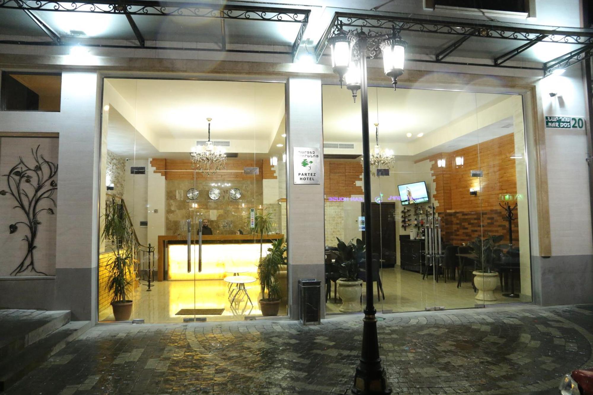 Hotel Partiez Erevan Exterior foto